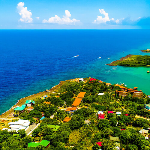 Roatan boat tours and snorkeling