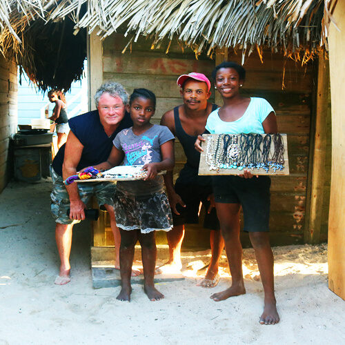 Roatan local crafting tour