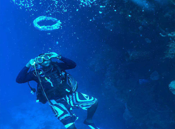 roatan fun diving