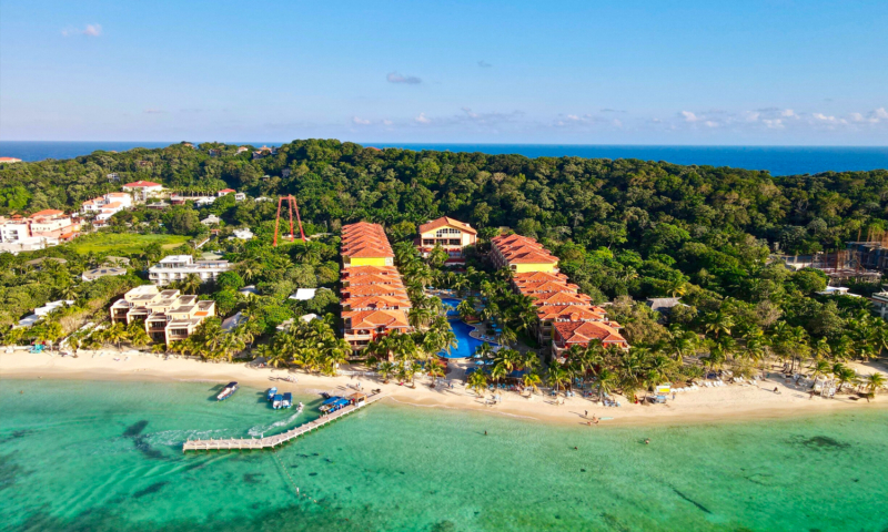 Infinity Bay Beach Break plus Wildlife with Sloths, Monkeys & More ...